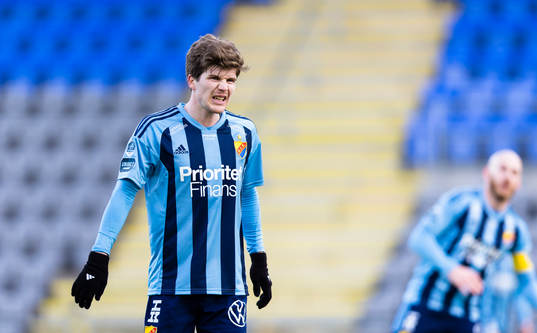 Djurgårdens Oliver Berg grimaserar