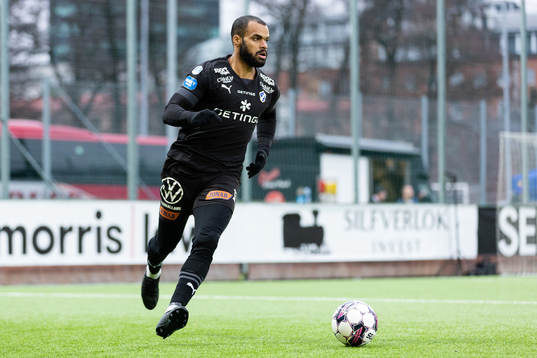 Halmstads Phil Ofosu-Ayeh