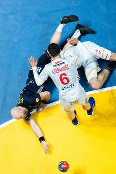 Oscar Bergendahl of Sweden against Angel Fernandez Perez