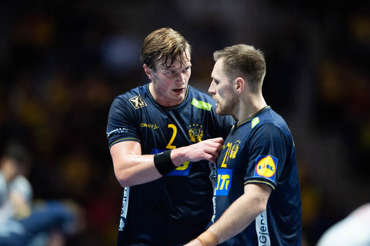 Jonathan Carlsbogård and Albin Lagergren of Sweden