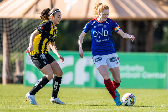 Häckens Rosa Kafaji och Vålerengas Stine Ballisager