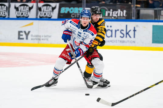 Oskarshamns Juuso Riikola och Skellefteås Albin Sundsvik