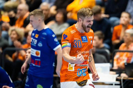 IFK Kristianstads Anton Halen jublar