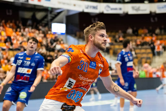 IFK Kristianstads Anton Halen jublar