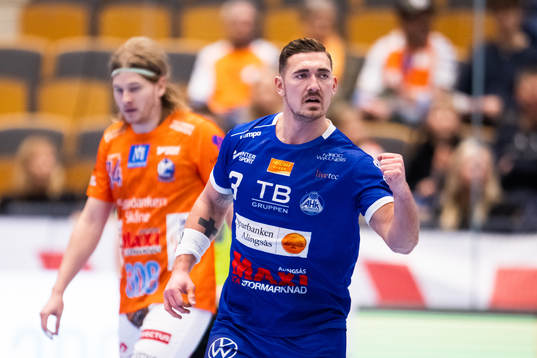 Alingsås Mathias Pedersen jublar