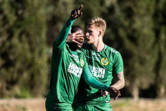 Bläddra bland fler bilder av Football, Friendly match, Hammarby - Brann