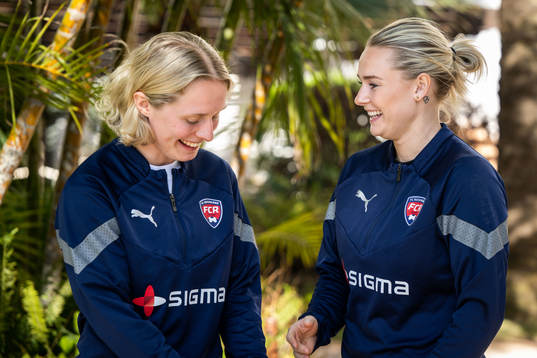Emilia Larsson och Emma Jansson