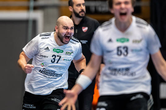 OV Helsingborgs Emil Andersson jublar