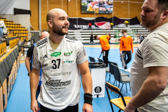 OV Helsingborgs Emil Andersson jublar