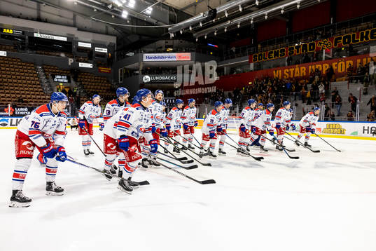 Oskarshamns spelare jublar