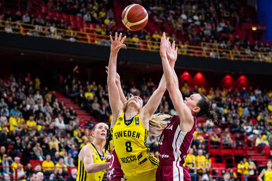 Ellen Nyström of Sweden and Anete Steinberga of Latvia