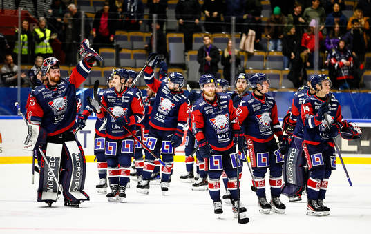 Linköpings spelare jublar