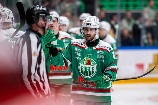 Rögles Ludvig Larsson jublar