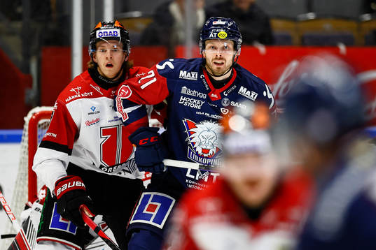 Örebros Robert Leino och Linköpings Christoffer Ehn