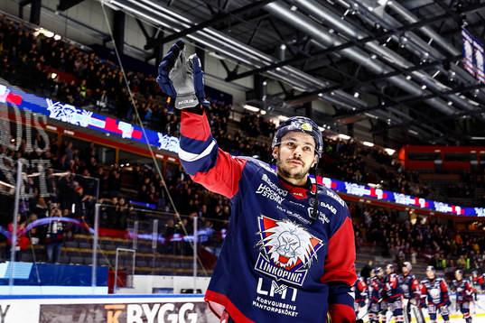 Linköpings Ty Rattie jublar