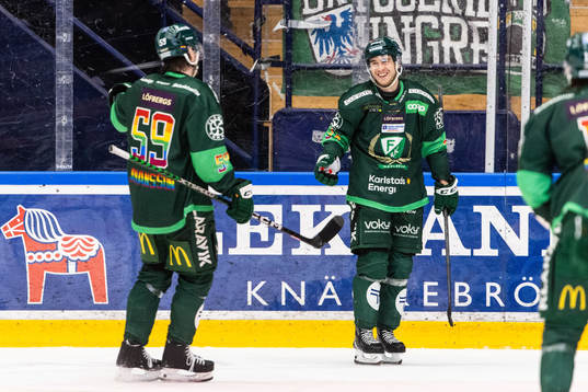 Färjestads Michael Lindqvist jublar