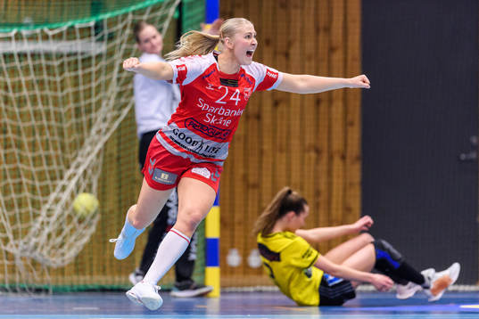 H65 Höörs Ida Gullberg jublar