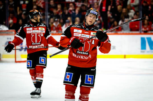 Örebros Jani Lajunen och Gustav Backström deppar