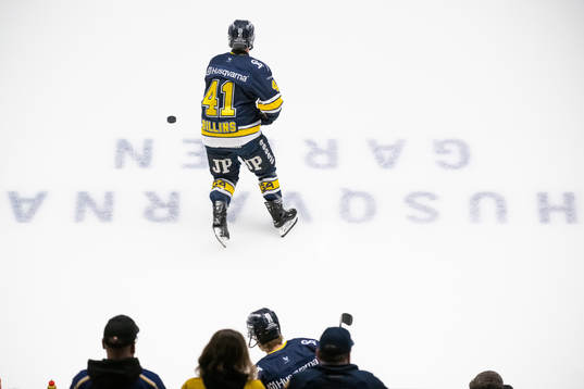 HV71s Chad Billins