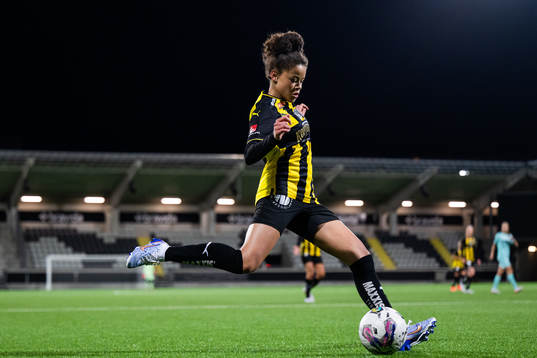 Häckens Felicia Schröder