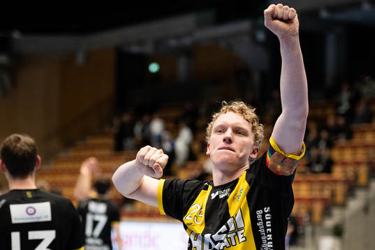 Hammarbys Gustav Davidsson jublar