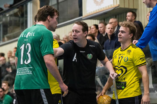 Önnereds Johan Blickhammar reagerar mot Sävehofs