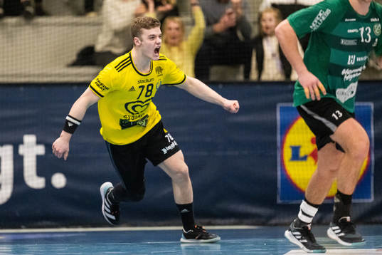 Sävehofs Oli Mittun jublar