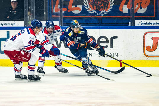 Oskarshamns Liam Svensson, Niclas Burström och Växjös