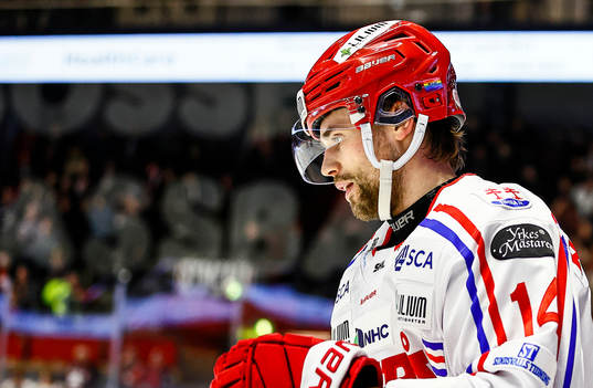 Timrås Emil Pettersson jublar