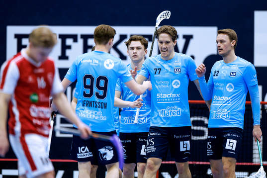 Warbergs Max Källerteg jublar