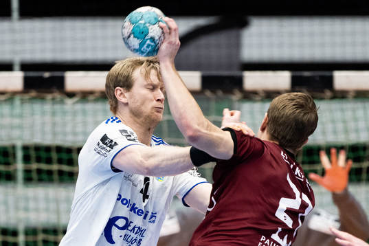 Ystad IFs Philip Stenmalm och Lugis Theo Übelacker