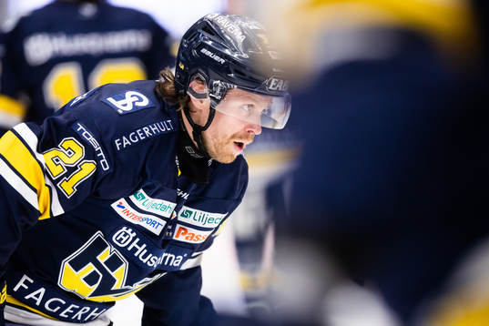 HV71s Mattias Tedenby