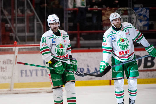Rögles Ludvig Larsson och Vojtech Mozik deppar