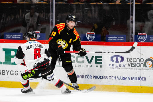 Malmö Redhawks Johan Olofsson och Brynäs Johan Larsson