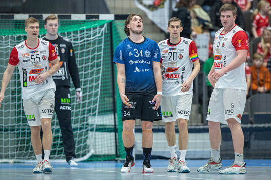 Amos Anders Forsell Schefvert deppar