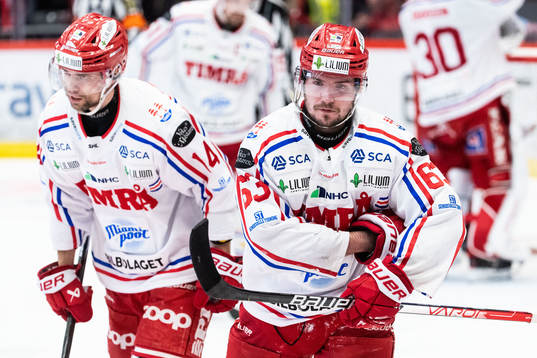 Timrås Emil Pettersson och Elmeri Eronen deppar