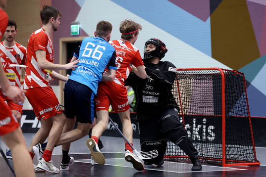 Kalmarsunds Kevin Haglund och Pixbos Fabian Lindbäck och