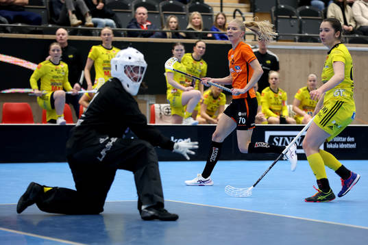 Rönbys Jonna Sjöberg kvitterar till 1-1