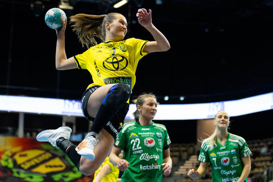 Bläddra bland fler bilder av Handboll, SHE, Kvartsfinal 1, Sävehof - Kungälv