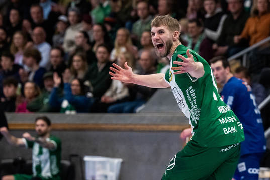 Hammarbys Oliver Wigmark jublar