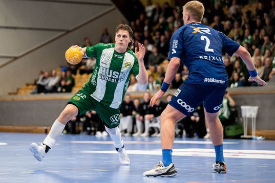 Hammarbys Viktor Ahlstrand och Skövdes Markus Sjöbrink