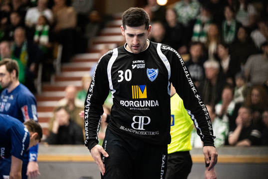 Skövdes målvakt Milan Bomastar deppar