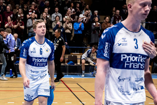 Redbergslids Anton Gustafsson och David Johansson deppar