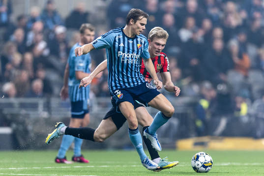 Djurgårdens Elias Andersson och Brommapojkarnas Alexander