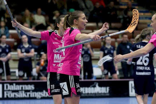 Faluns lagkapten Moa Gustafsson gör 3-2