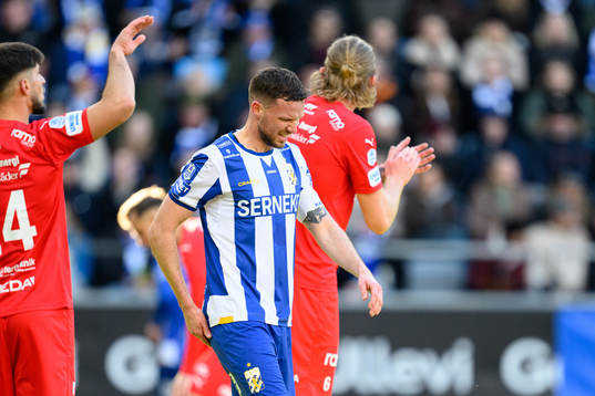 IFK Göteborgs Marcus Berg har ont