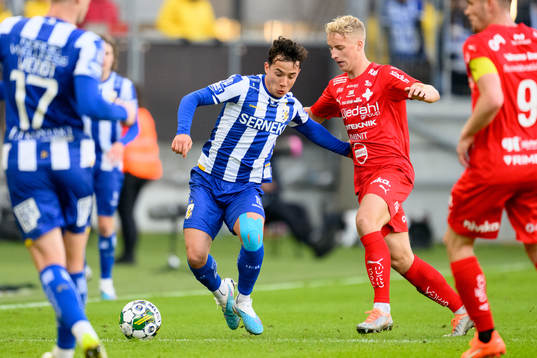 IFK Göteborgs Hussein Carneil och Värnamos Victor Larsson