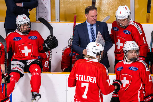 Head coach Colin Muller of Switzerland