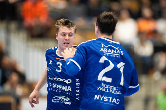 Aranäs Johan Ericsson jublar