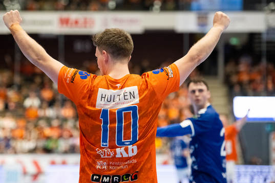 IFK Kristianstads Matias Jepsen jublar